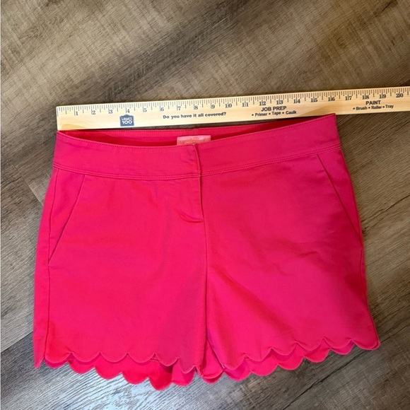 Isaac Mizrahi Hot Pink Scalloped Hem Shorts Size 6 - Picture 9 of 12